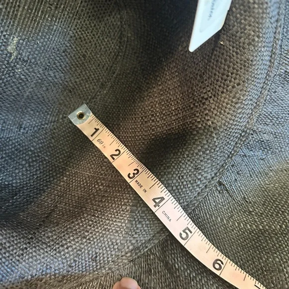 Oversized, Wide-Brim Hepburn-style Packable Ladies Black Hat - Picture 6 of 8